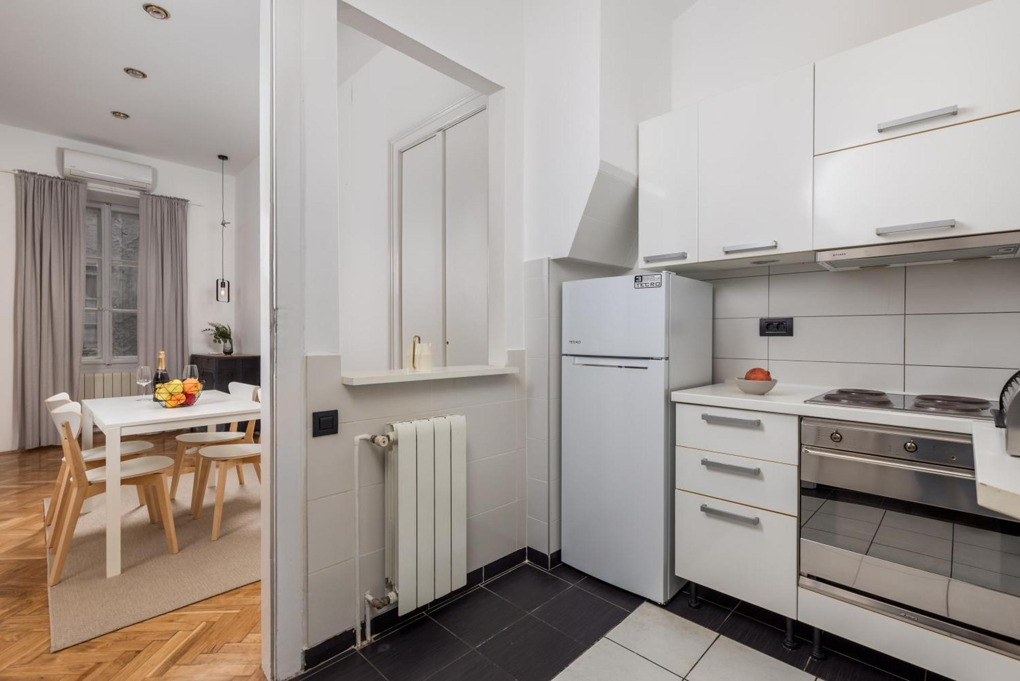 Apartments & Rooms One World Рийека Екстериор снимка