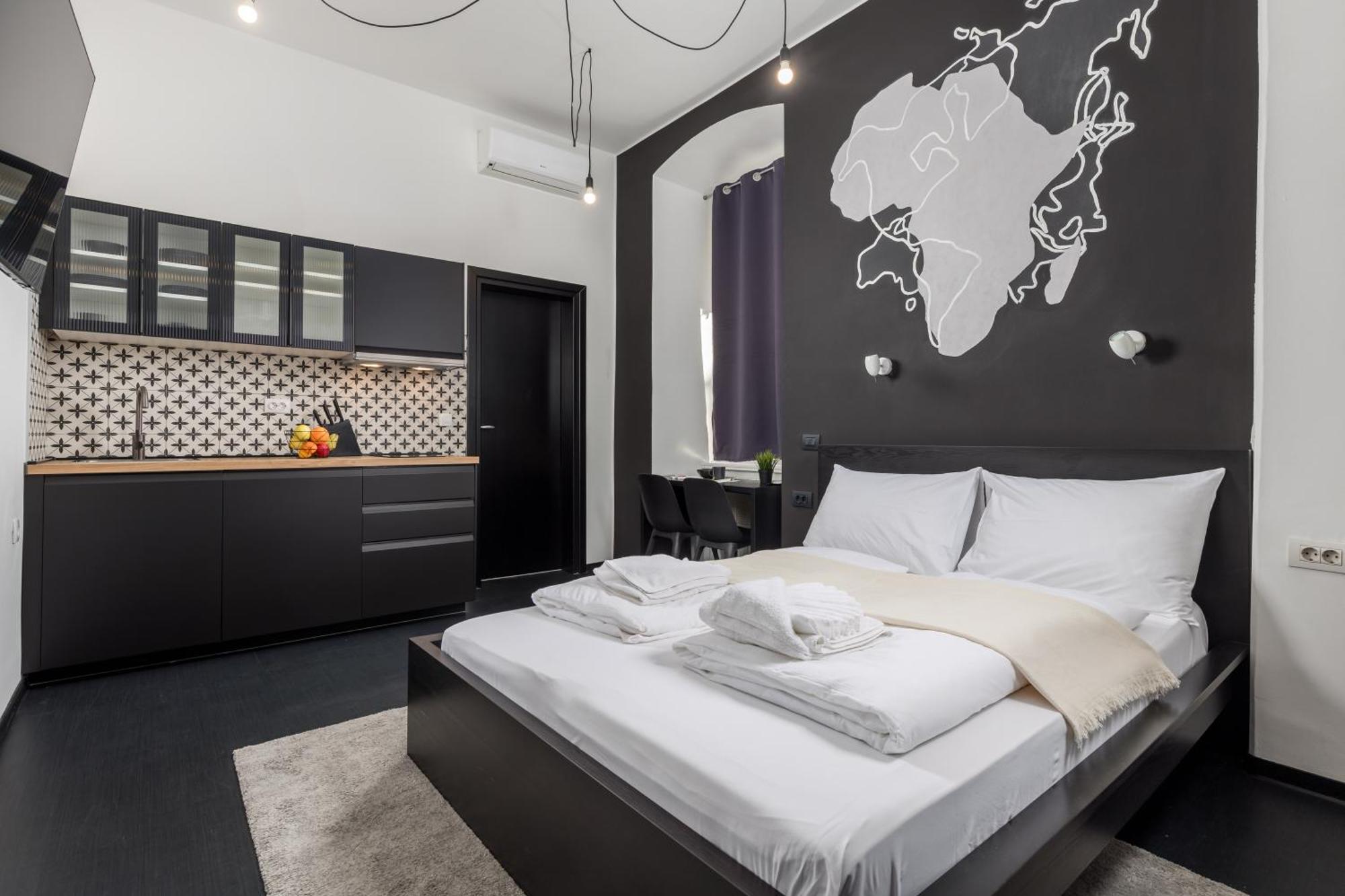 Apartments & Rooms One World Рийека Екстериор снимка